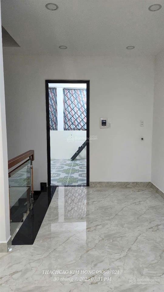 Bán nhà góc 2 mặt hẻm  xây mới 100%  nội thất có đủ  vào ở ngay  phan anh, bình tân