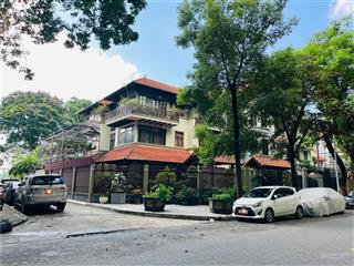 Hiếm bán biệt thự tây nam linh đàm hoàng mai 200m2 3,5 tầng 10m mặt tiền view công viên 73.8 tỷ