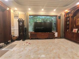 Biệt thự cao cấp  full nội thất  thang máy  khu đô thị việt hưng  vỉa hè ô tô dừng đỗ ngày đêm