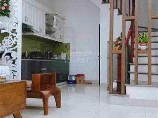 Nguyễn văn cừ .gia thụy .30m2 .5 tầng .8 triêu
 0986 138 *** (zl) nhà cưc đep.