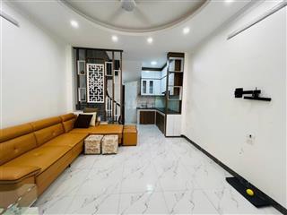 Bát khối . 9 triêu  ( zalo) 0986 138 *** cho thuê nhà nguyên căn bát khối