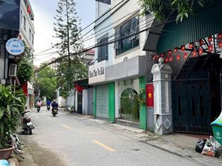 Thạch bàn .42m2 11 triêu  (zl) 0986 138 *** cho thuê nhà nguyên căn