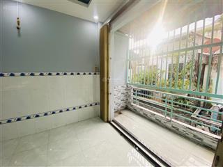 Nhà 2 tầng hc  2tỷ shr, nở hậu nhẹ kqh  hẻm 3g  2pn nhà hiếm khu vực bình chiểu  thủ đức