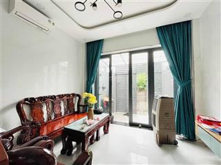 Chủ gửi bán nhà phạm văn chiêu p14 gò vấp chủ tâm huyết xây dựng 4tầng btct kiên cố!