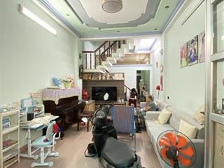 Siêu phẩm ô tô ngủ trong nhà, nhà btct kiên cố, vuông vức a4, dọn vào ở ngay