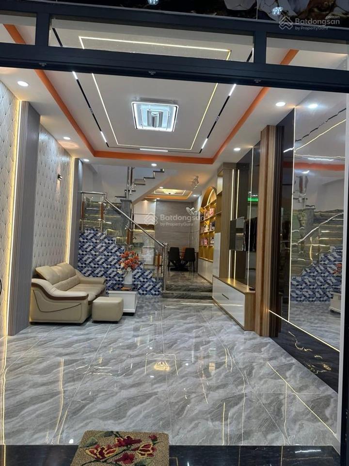 Huỳnh văn nghệ  p12  gv  diện tích 4 x 18m ngay phạm văn bạch, tân sơn, phan huy ích, ga t3