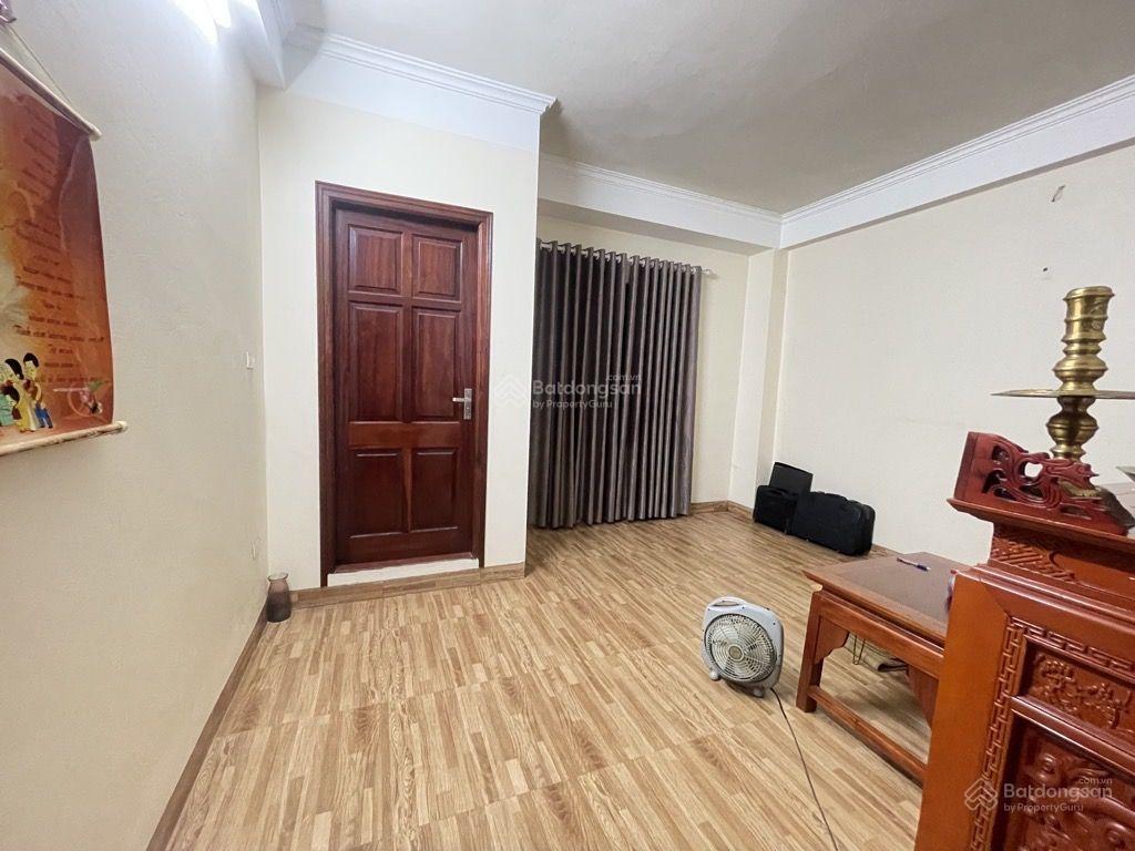 Bán nr đa sỹ 40m2, 5 tầng, giá 7.4 tỷ cách ô to 10m