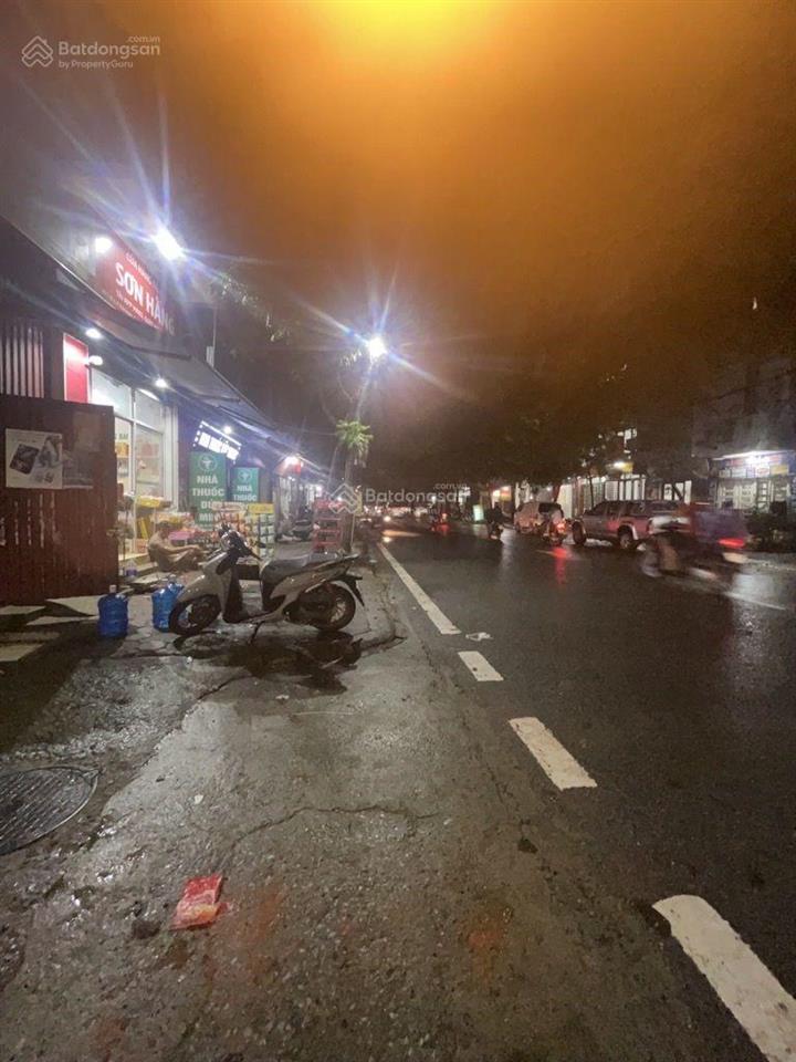 Bán nr đa sỹ 40m2, 5 tầng, giá 7.4 tỷ cách ô to 10m