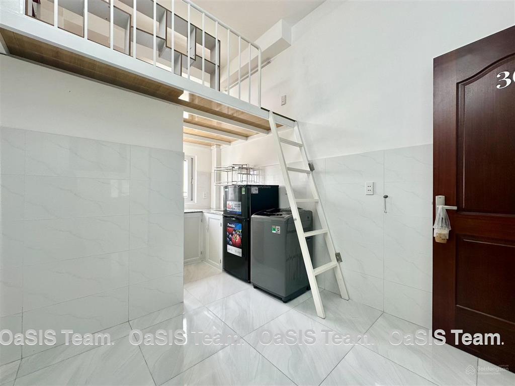 Phòng gác đi bộ qua đh nguyễn tất thành, full nội thất