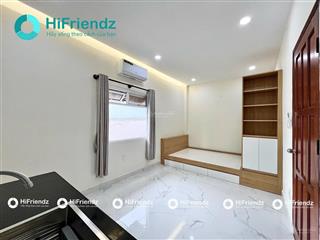 Khai trương studio cửa sổ ngay chợ thạch đà