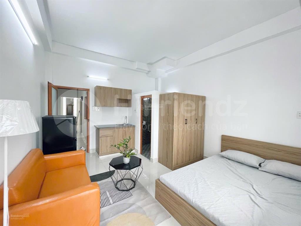 Khai trương chdv ban công full nội thất, gần công viên làng hoa