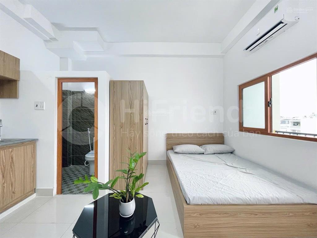 Khai trương chdv ban công full nội thất, gần công viên làng hoa