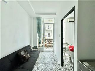 Cho thuê 2pn ban công full nội thất gần emart phan huy ích