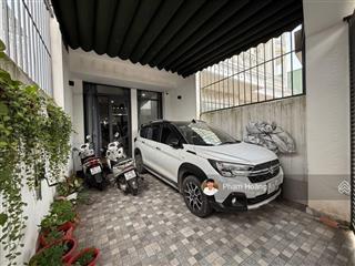 Bán nhà 1 trệt 2 lầu tt thành phố dĩ an, mặt tiền 8m, nhà đẹp xây kiên cố có hoàn công giá 5,8 tỷ