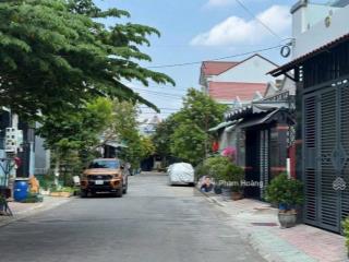 Cần bán lô đất đường nhựa vỉa hè gần ngã tư chiêu liêu dĩ an bình dương dt 64m nở hậu giá 2ty950