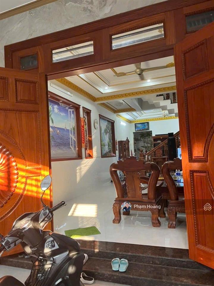 Bán nhà hoàn công tại tp dĩ an bình dương gần làng đại học tttm dịch vụ dt 98m2