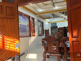 Bán nhà hoàn công tại tp dĩ an bình dương gần làng đại học tttm dịch vụ dt 98m2