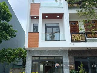 Bán nhà phố tại vincom550 dĩ an hcm dt72m gần trung tâm tiện ích full