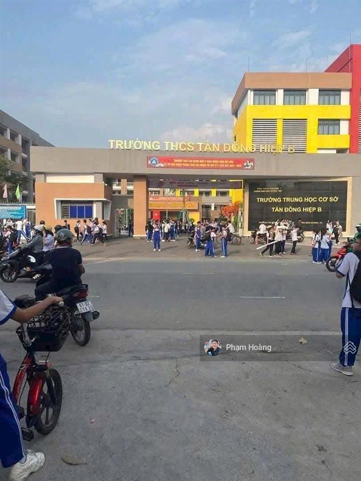 Chính chủ cần bán lô đất ngang 14m dt 300m p tân đông hiệp tp hcm phù hợp xây nhà vườn biệt thự