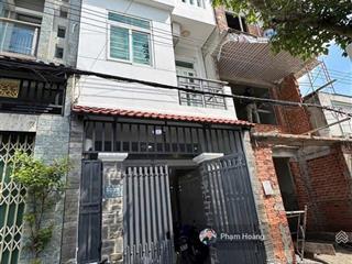 Bán nhà 1 trệt 2 lầu kiên cố, đẹp đường nguyễn đức thiệu dĩ an 3 phòng ngủ chỉ 3,95 tỷ