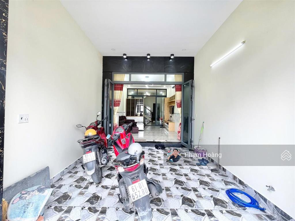 Nhà mặt tiền bùi t cội 1 trệt 2 tầng lầu hoàn công dt 82m2  dt sàn 150m2 buôn bán kinh doanh 5,5t