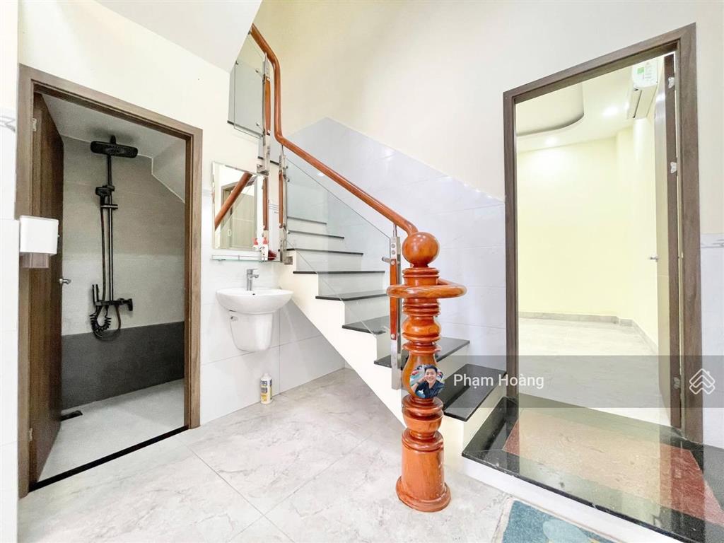 Nhà mặt tiền bùi t cội 1 trệt 2 tầng lầu hoàn công dt 82m2  dt sàn 150m2 buôn bán kinh doanh 5,5t