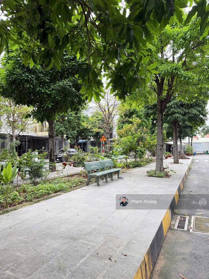 Bán căn nhà phố dĩ an tp hồ chí minh gần bigc dĩ an và chợ dĩ an dt 72m sổ riêng có hoàn công