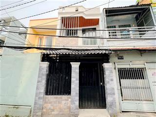 Bán nhà hẻm thông xe hơi đến cửa  ban công rộng rãi  có sân để xe thoải mái