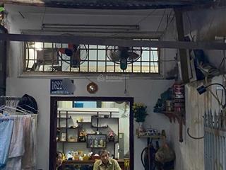 Bán nhà cấp 4 tặng gpxd trệt 2 lầu  ngay chợ phú xuân  nở hậu