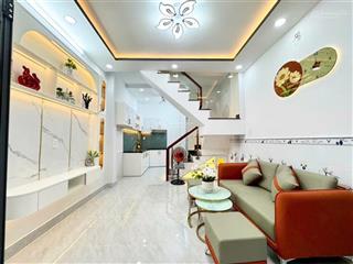 Bán nhà mới đẹp  sổ hồng dsh  hẻm 3m  có ban công thoáng mát.
