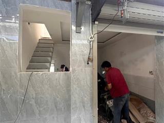 Bán 3 căn liền  3 tầng ngay trong chợ tân quy  quận 7  thuận tiện kinh doanh buôn bán tự do