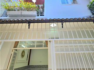 Bán nhà sổ hồng riêng  40m2  3pn  tt.nhà bè