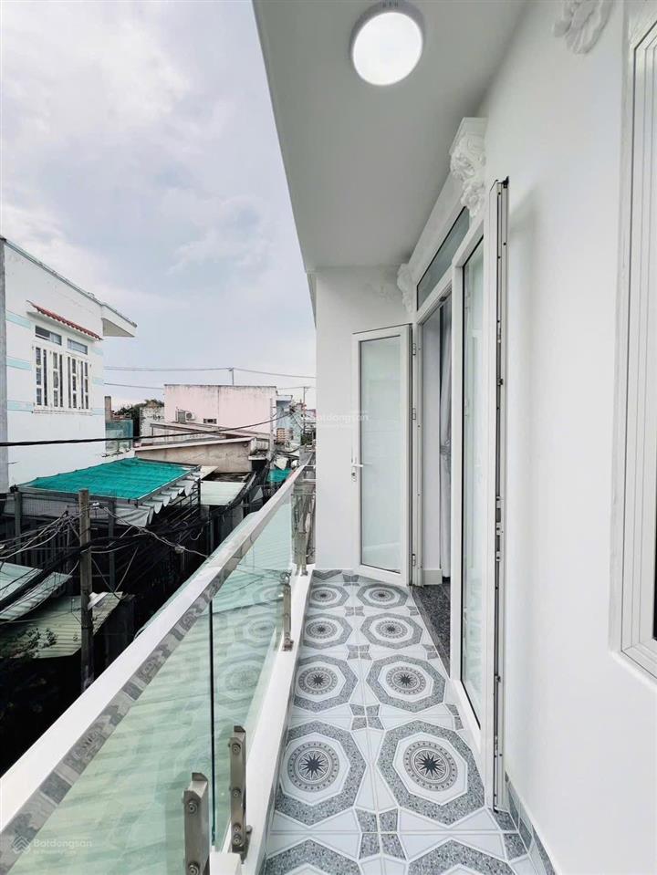 Bán nhà đẹp mặt tiền hẻm  kinh doanh buôn bán  xe hơi đến cửa.