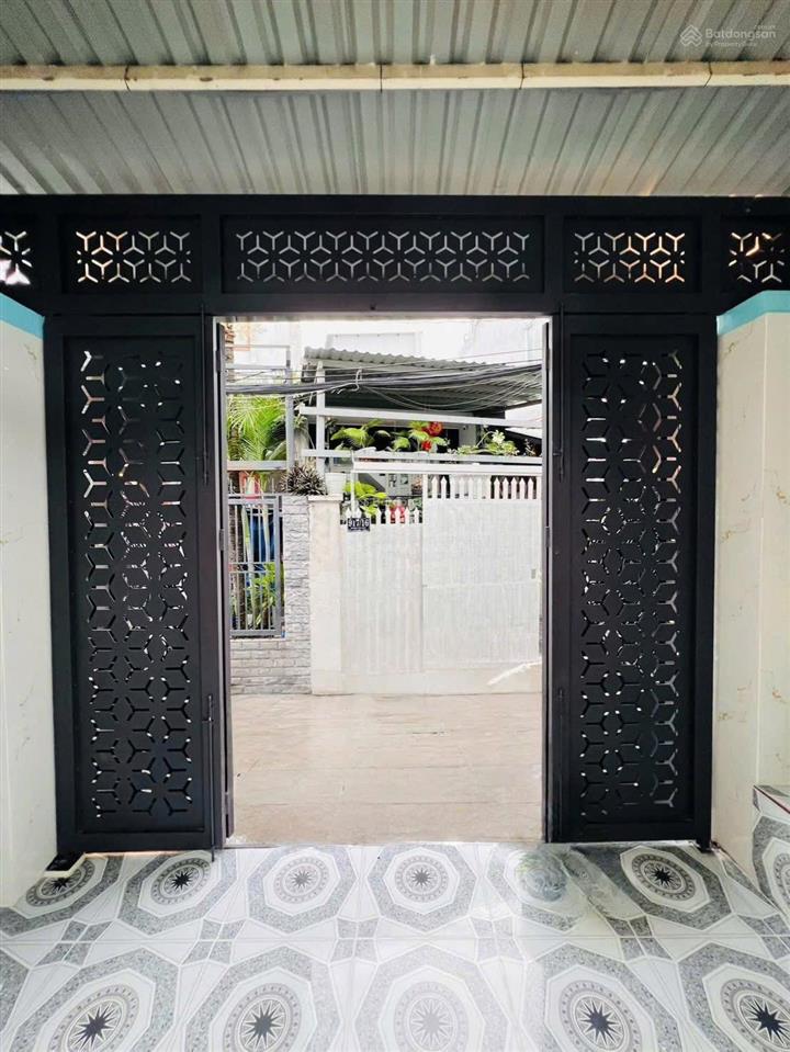 Bán nhà đẹp mặt tiền hẻm  kinh doanh buôn bán  xe hơi đến cửa.