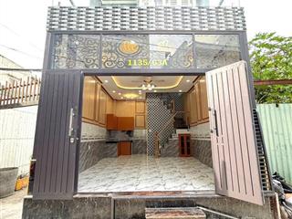 Bán nhà mặt tiền đường nhựa 6m  3 tầng  mua bán giao sổ hồng chính.