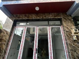 Bán nhà diện tích lớn  hẻm 3m  nhà đúc kiên cố  quận 7