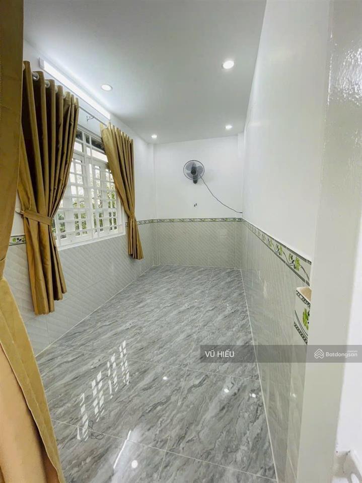 Bán nhà đẹp căn góc  5.5x10m  đường chuyên dùng 9  quận 7