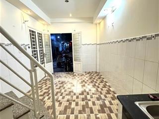 Bán nhà sổ hồng riêng  3 tầng  trần xuân soạn  quận 7