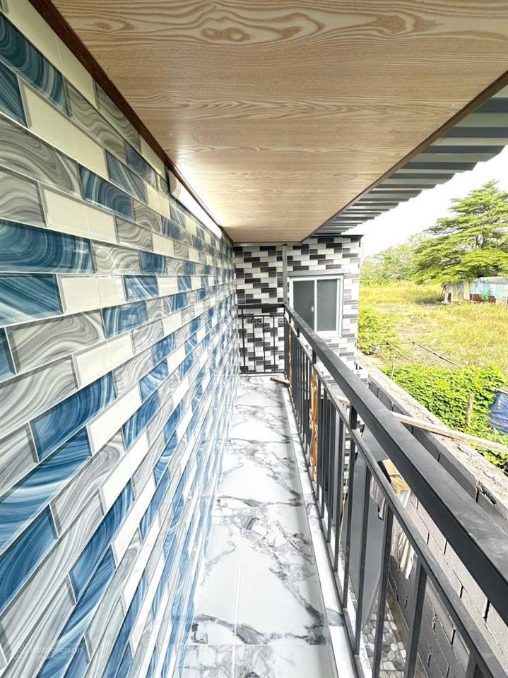 Bán nhà đẹp cách mt đường lớn chỉ 10m  đào trí  quận 7