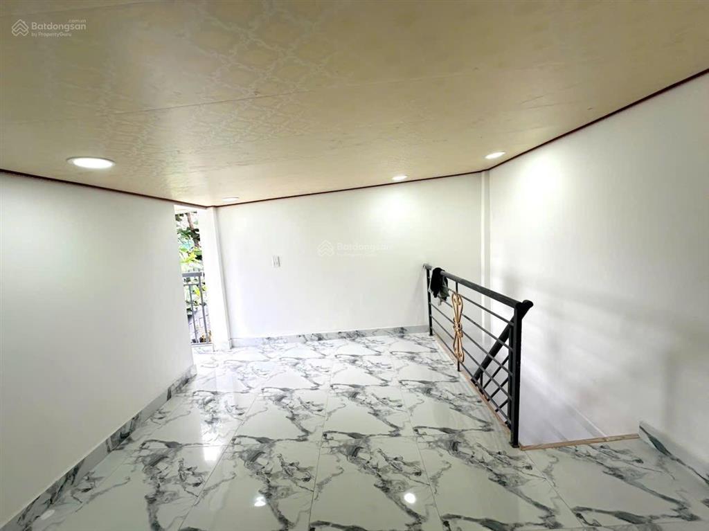 Bán nhà đẹp cách mt đường lớn chỉ 10m  đào trí  quận 7