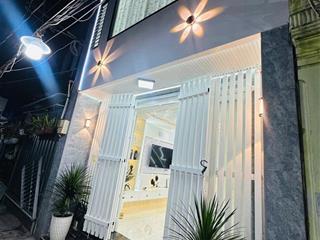 Bán nhà đẹp diện tích lớn  nở hậu  hẻm thẳng 1 trục  chuyên dùng chính  q7