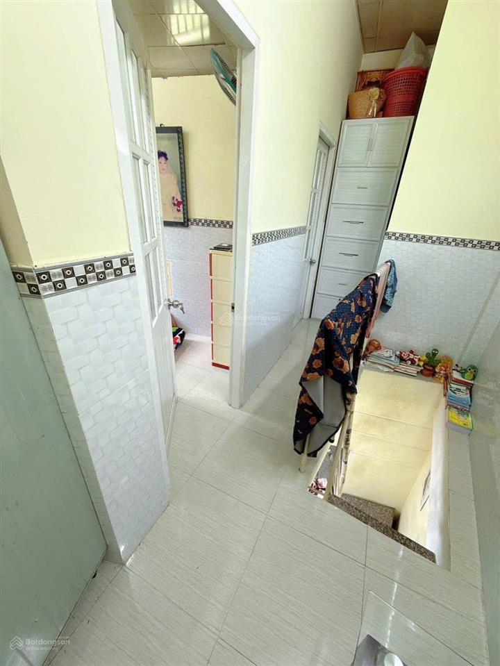 Bán nhà sổ hồng riêng  hẻm trước nhà 6m  cách đường trần xuân soạn 100m  quận 7