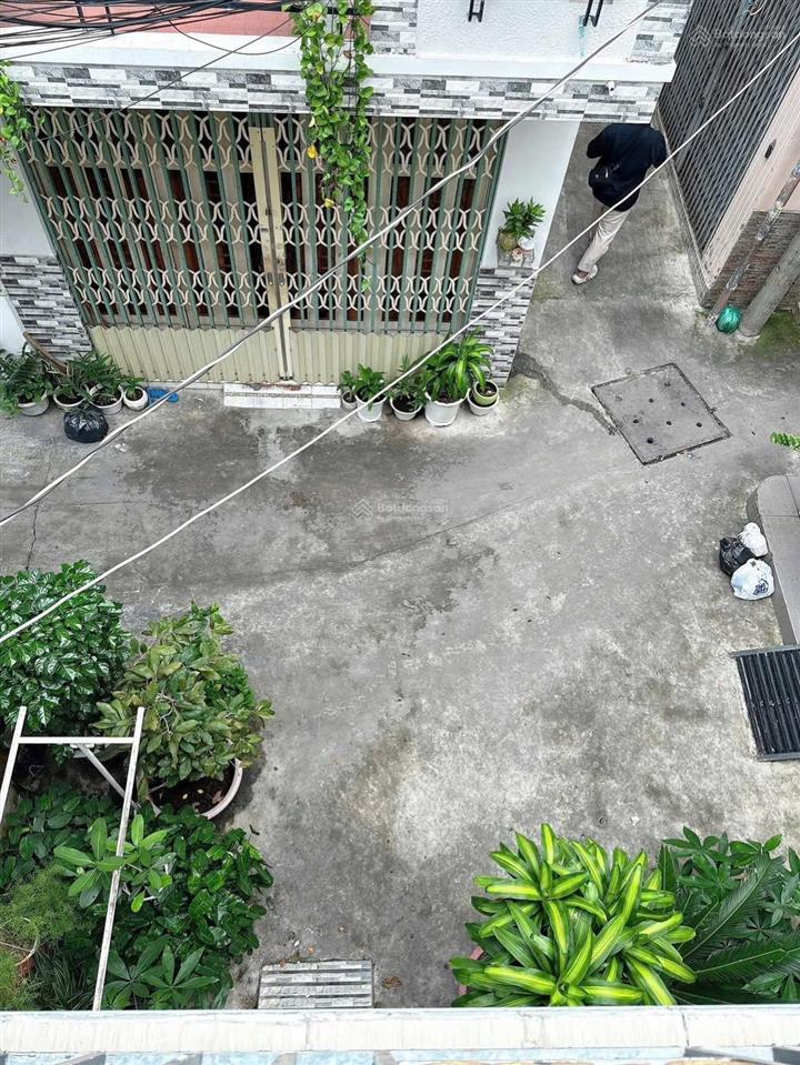 Bán nhà sổ hồng riêng  hẻm trước nhà 6m  cách đường trần xuân soạn 100m  quận 7