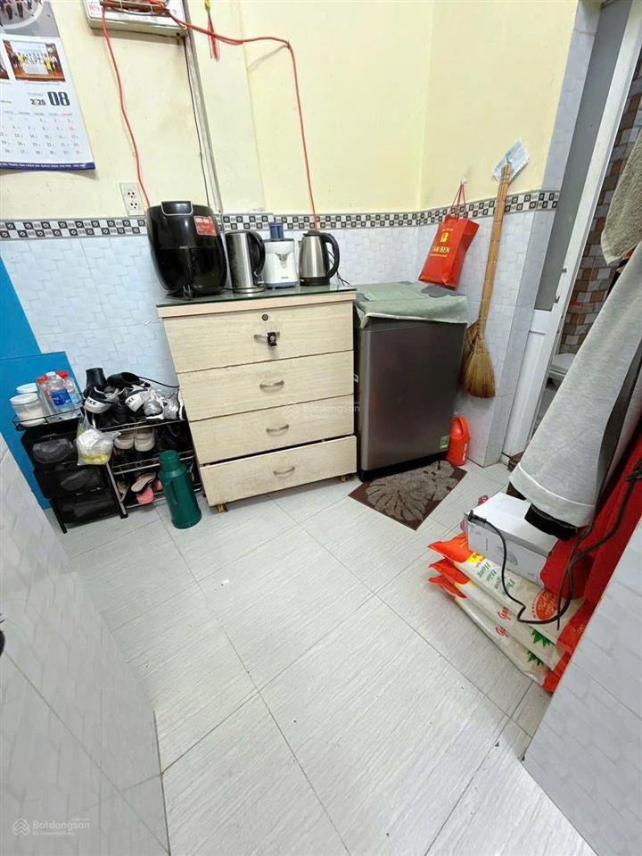 Bán nhà sổ hồng riêng  hẻm trước nhà 6m  cách đường trần xuân soạn 100m  quận 7