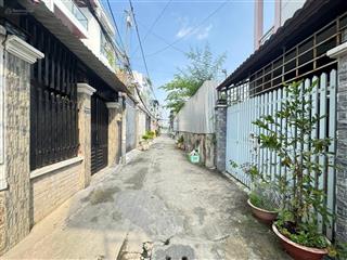 Bán nhà sổ hồng riêng  4x14m  hẻm xe hơi đến cửa  tt. nhà bè