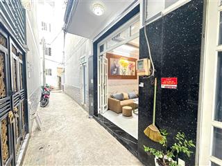 Bán nhà 2 lầu + sân thượng  cách mặt tiền đường htp 30m  tt.nhà bè