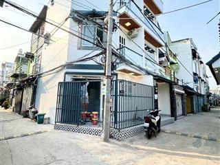 Bán nhà đẹp 2 lầu  xe hơi đậu ngay cửa  mặt tiền hẻm  tt. nhà bè