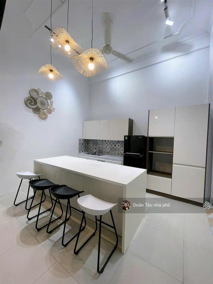 Bán biệt thự khu cán bộ cao cấp tại phường 9 phú nhuận, 204m2 (8x27) x4 tầng hiện đại đẳng cấp