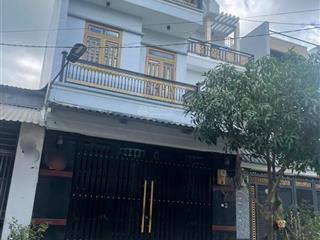 Bán nhà kdc đại hảiphan văn hớnhóc mônhẻm xe tải thông3 tầng btct5x17giá 5.6 tỷ bớt lộc