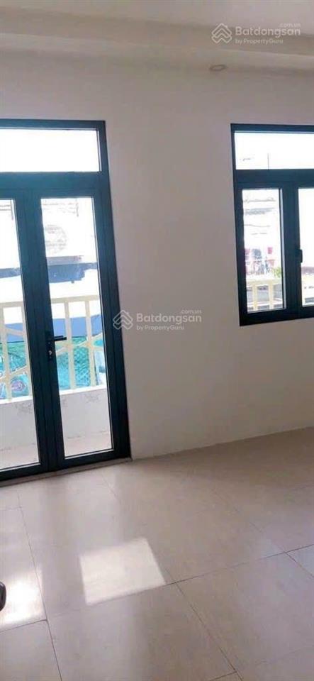 Nhà hai mtkd trước sau  ngay chợ vạn hạnh bà điểmhóc môn 5x10m  2 tầng  giá 4.1 tỷ